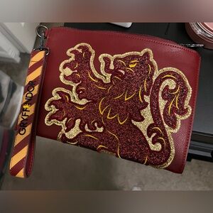 Danielle Nicole Gryffindor Harry Potter clutch